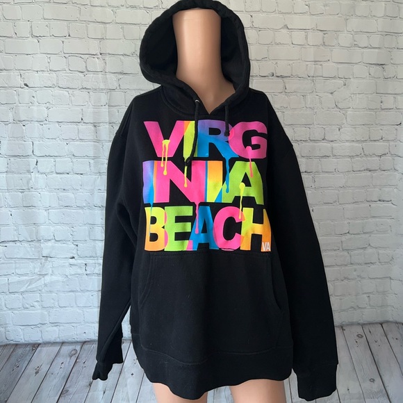 Other - Virginia Beach Black Multicolor Hoodie size M